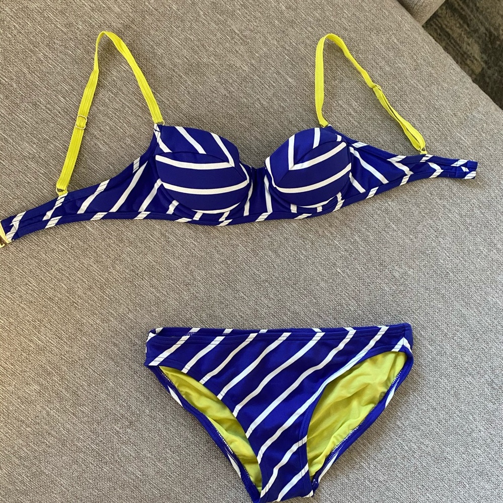 Juicy Couture 2 piece bikini